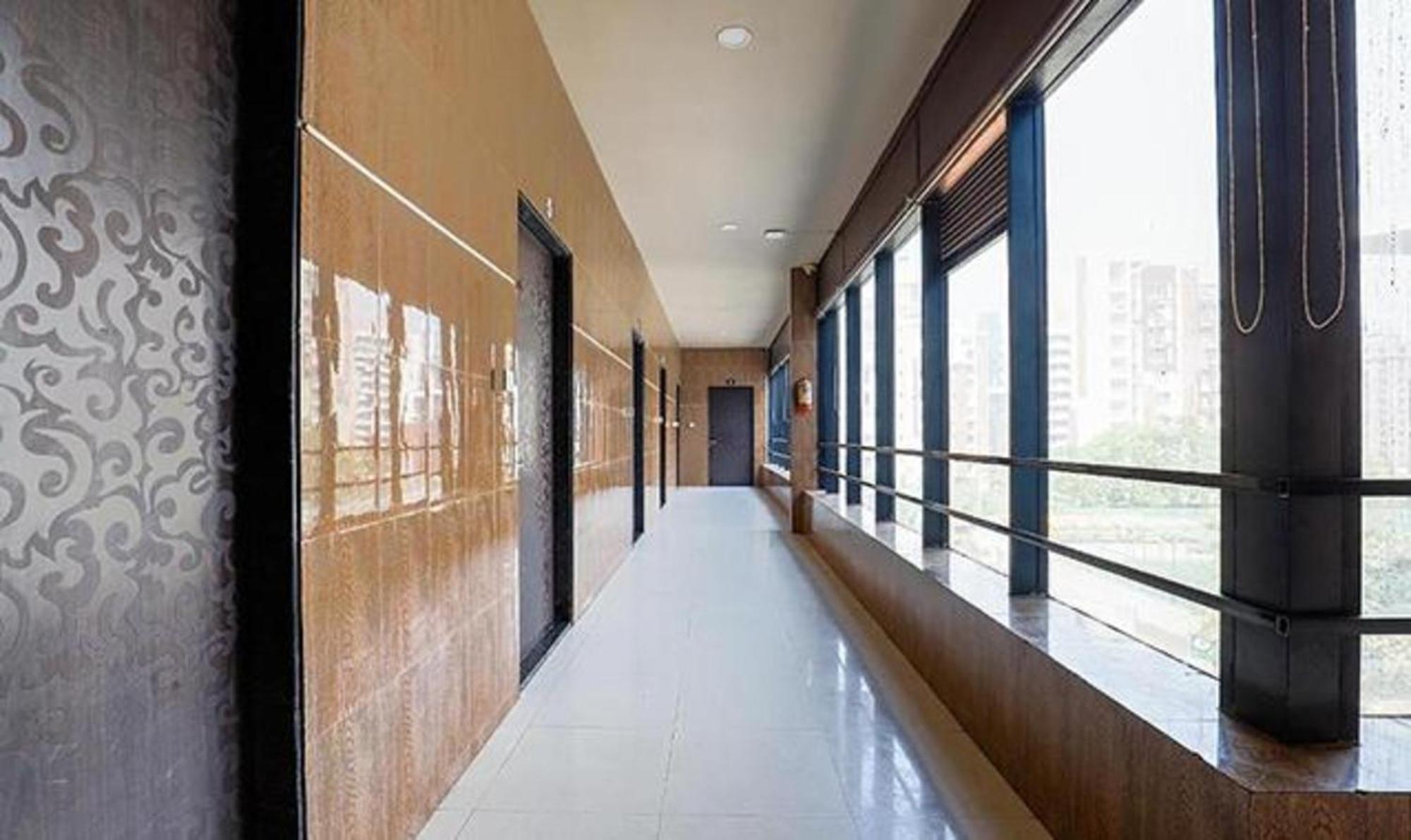 סוראט Hotel O Marigold מראה חיצוני תמונה