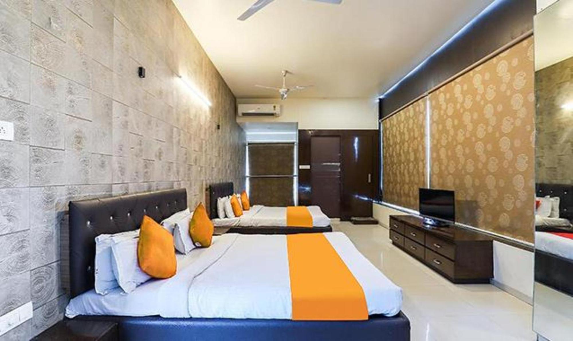 סוראט Hotel O Marigold מראה חיצוני תמונה
