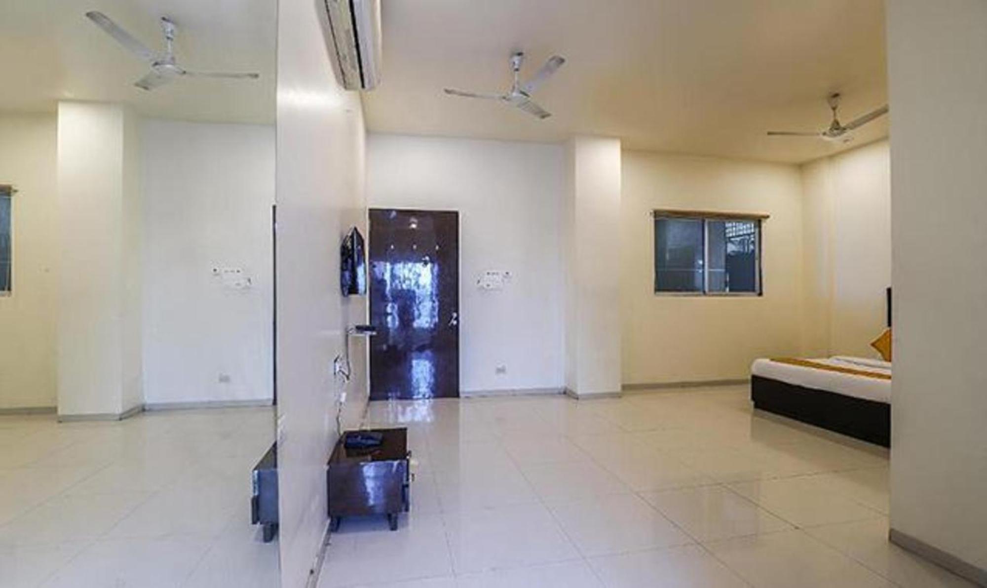 סוראט Hotel O Marigold מראה חיצוני תמונה